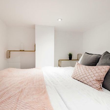 Stylish Hyde Park Apartment 런던 외부 사진