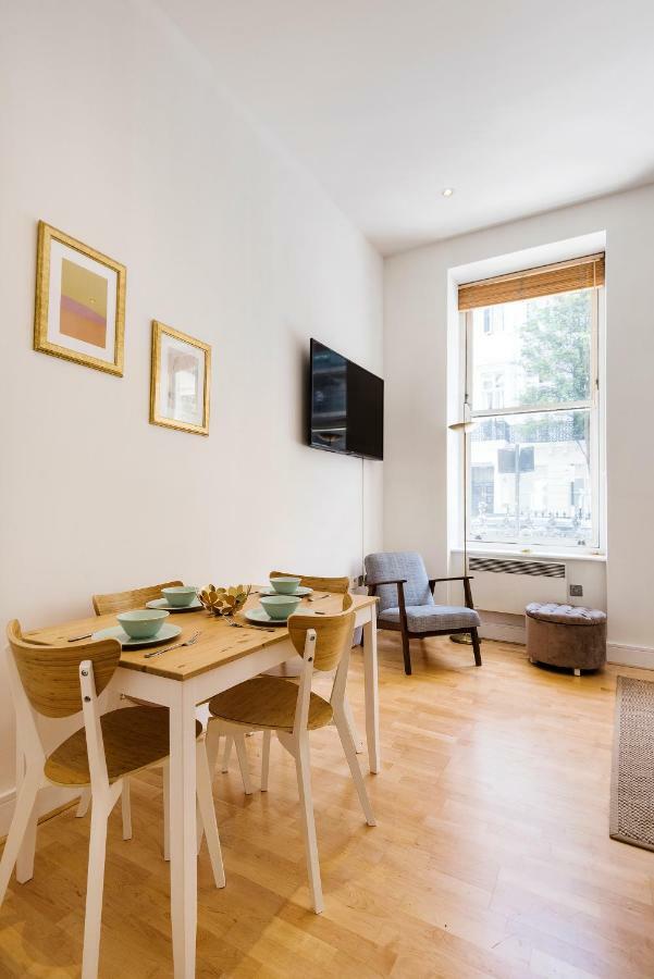 Stylish Hyde Park Apartment 런던 외부 사진