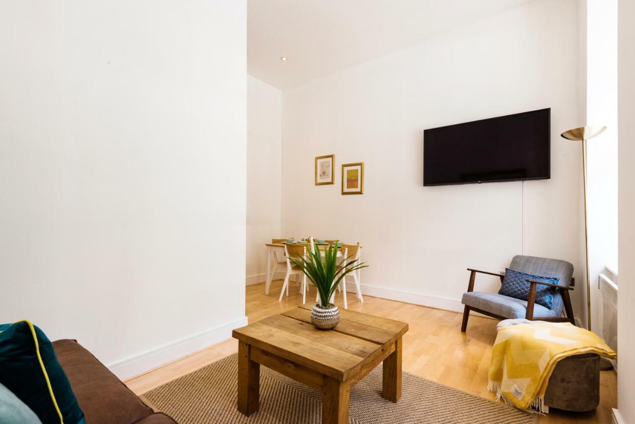 Stylish Hyde Park Apartment 런던 외부 사진